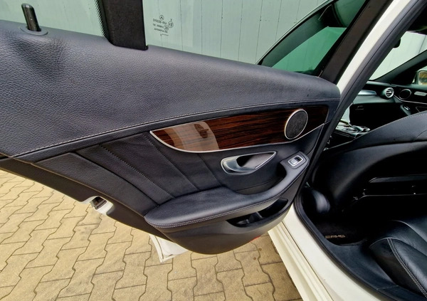 Mercedes-Benz Klasa C cena 60147 przebieg: 312757, rok produkcji 2015 z Przedbórz małe 172